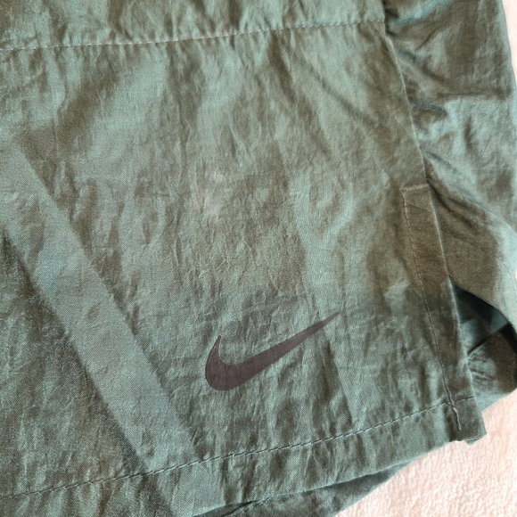 Men's Nike Stride Dri-FIT Running Shorts - Green - Standard Fit - 5" Inseam  XXL - Picture 2 of 13